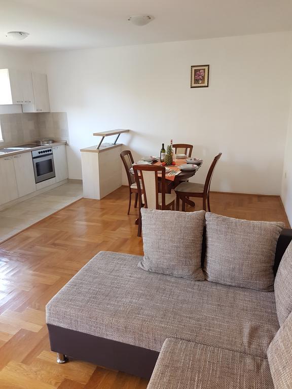 Apartament Dunja *